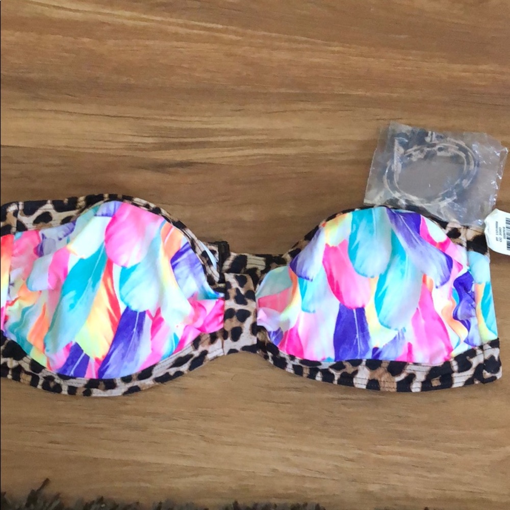 Victoria’s Secret swim